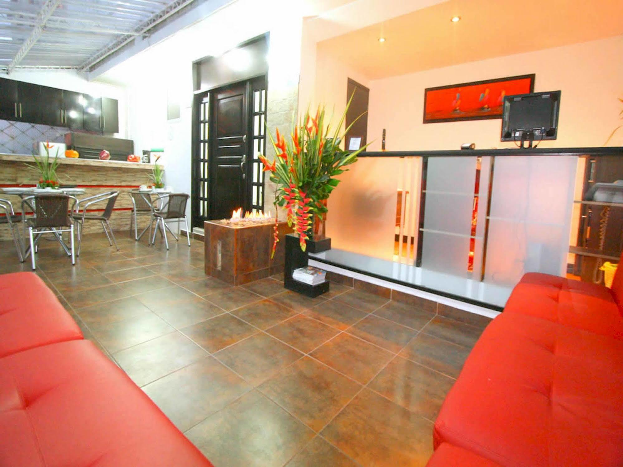 Hotel Aj Ferial Bogota